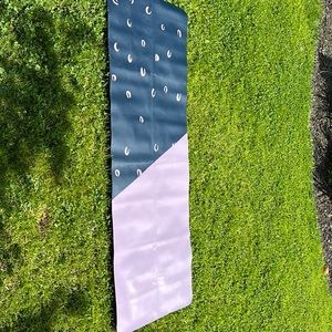 Lightweight  travel yoga mat